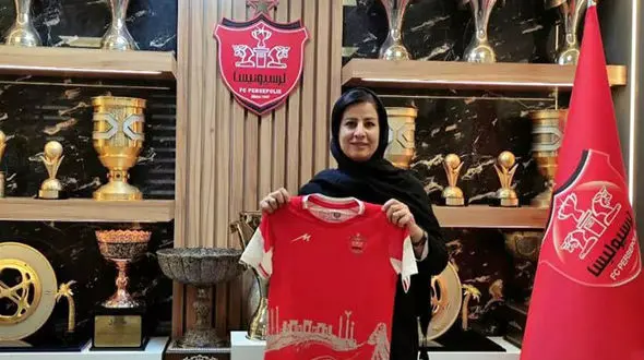 مریم آزمون سرمربی تیم بانوان پرسپولیس شد
