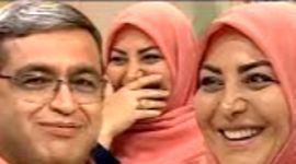 فیلم / سعید عزیزی : بعضی دخترا شب خواستگاری شرط های عجیب میذارن داماد فرار می کنه ../  پسر شرط ها رو شنید گفت شوهر چقدر خوبه منم برم شوهر کنم