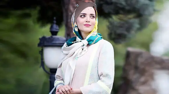 پست خوش رنگ و لعاب بهنوش طباطبایی در اینستاگرام
