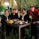 عکس ها / دورهمی چند هنرمند مشهور ایران در یک کافه 