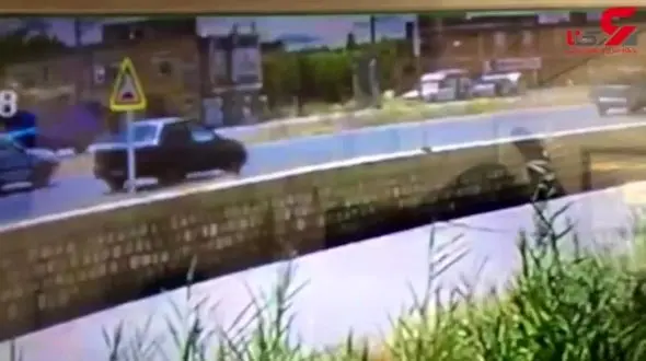 تصادف 2 خودرو بر روی سرعت گیر در مهاباد+فیلم