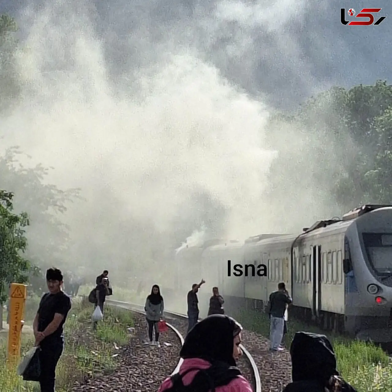 آتش‌سوزی قطار حومه‌ای هشتگرد - تهران

