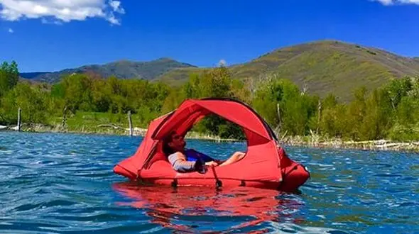 با این چادر مسافرتی به دل دریا بزنید!