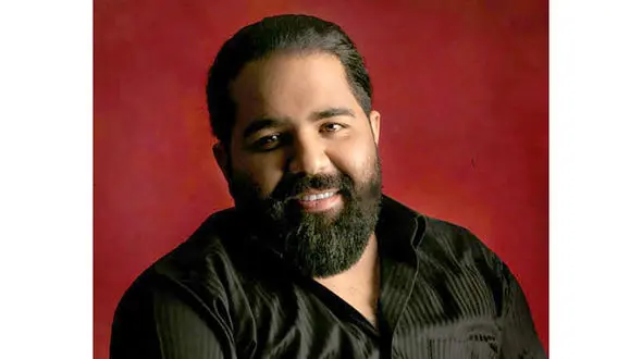 بافت موی زنانه رضا صادقی جنجالی شد! + عکس