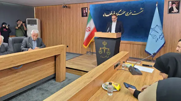 کلاهبرداری و پولشویی در بازار ارز دیجیتال / محاکمه اعضای شبکه خانوادگی در تهران رسیدگی می شود