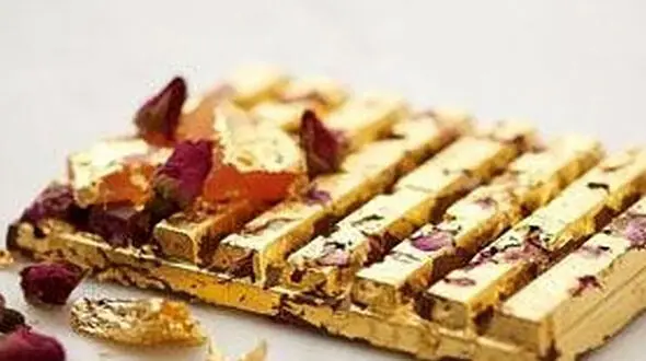 قاچاق بیسکویت‌های یک‌ و نیم میلیون‌ تومانی / در شمال تهران لو رفت + فیلم