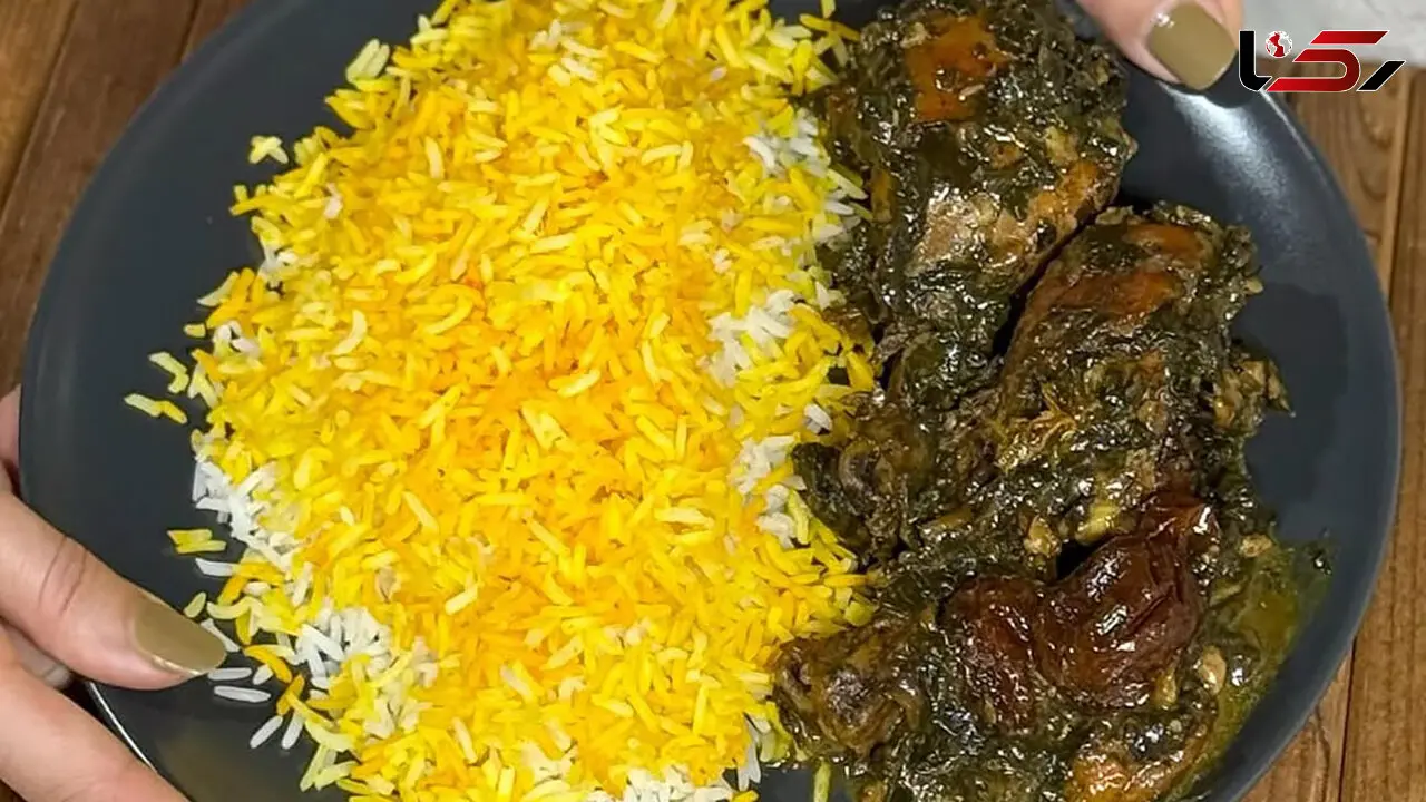 طرز تهیه خورشت آلو اسفناج مرغی + فیلم