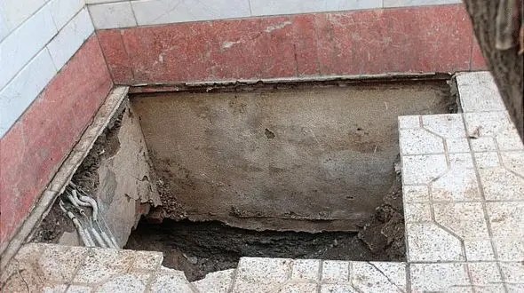 زن تهرانی در اعماق کف حیاط منزل مسکونی اش چه می کرد+ تصاویر