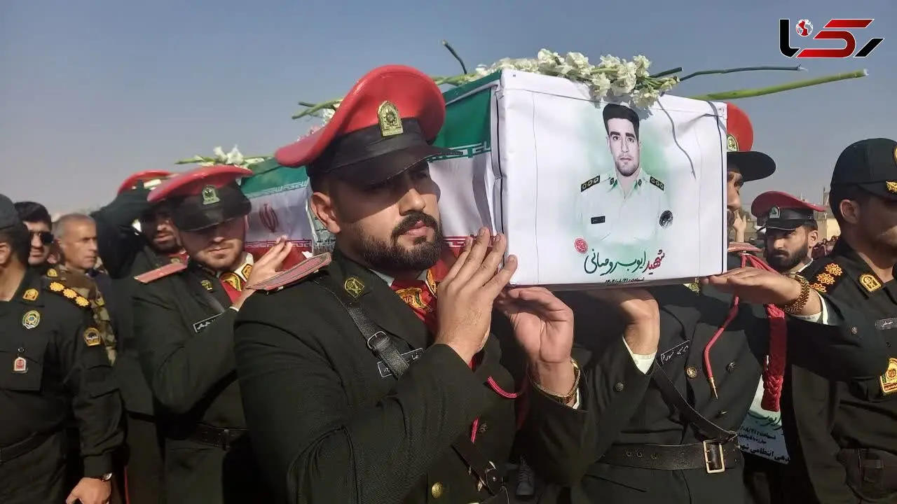 پیکر مطهر شهید ایوب رومیانی در رومشکان تشییع شد