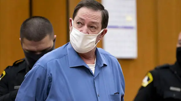 Alabama man arrested in 1995 slaying after calling police