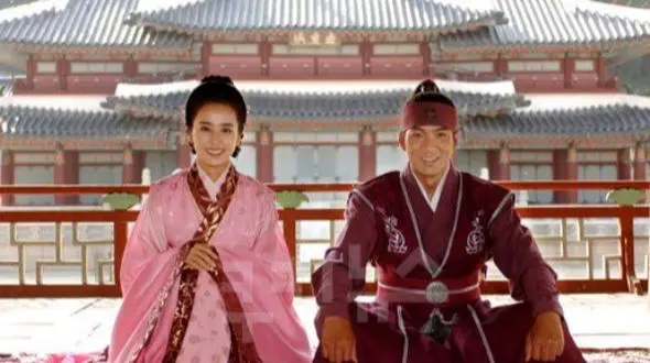 عکس؛ سفر به تاریخ؛ «جومونگ، سوسانو، اویی، ماری و هیوبو» در پشت‌صحنه سریال جومونگ؛ سال 2006