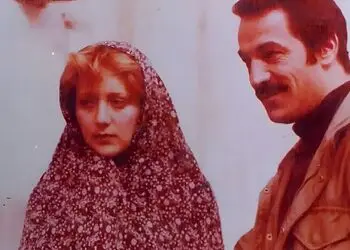 عکس| سفر به گذشته؛ نوش آفرین، همسر سابق سعید راد در کنار یک اسب؛ دهه 50