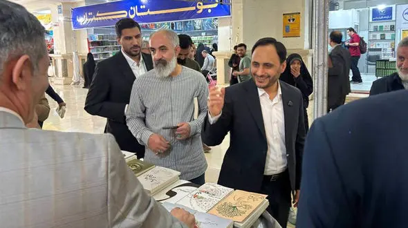 پیگیری مبلغ بن خرید کتاب خبرنگاران از مسوولان وزارت ارشاد