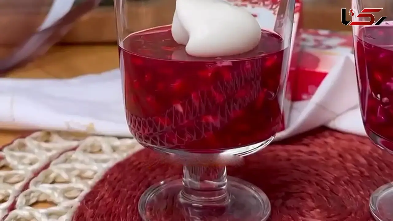 دسر انار مخصوص شب یلدای 1402 / فیلم