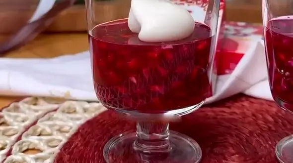 دسر انار مخصوص شب یلدای 1402 / فیلم