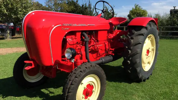 پورشه همانند خواهر خود لامبورگینی،تراکتور می ساخت