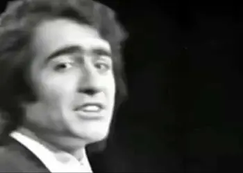 فیلم/ ورژن اصلی آهنگ ترند این روزهای اینستاگرام شینگلی نانای / خواندش میخونه دلم میخواد لپشو بکشم انقد نمکه...