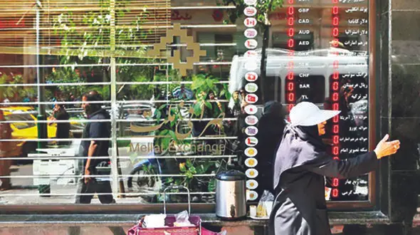 در جستجوی ٣٠ میلیارد دلار گمشده! / چگونه این ارزها از کشور خارج شده است؟