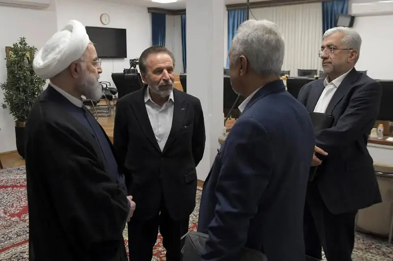 دیدار صمیمانه حسن روحانی با وزرا و معاونان پیشین دولت‌های یازدهم و دوازدهم