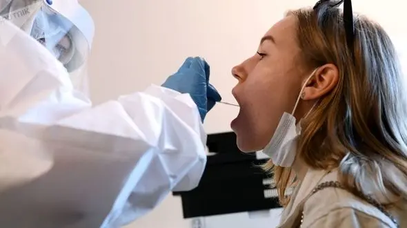 تشخیص ذات‌الریه در بیماران مبتلا به کووید-۱۹ شدید با آزمایش دی.ان.ای