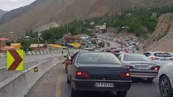 یکطرفه شدن مقطعی محور هراز در مسیر جنوب برای تخلیه ترافیک