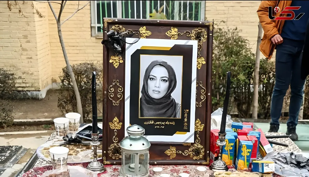 عکس ها/ نگاهی به سینی های تزئین شده خرما و حلوای هنرمندان پیشکسوت ایرانی روی میزهای عزای شیک و زیبایشان/روحشان شاد و یادشان گرامی
