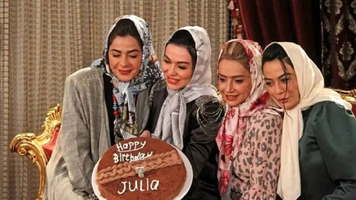 تیپ و استایل خیره کننده خانم بازیگران در میهمانی شام مونا فرجاد / از شهره سلطانی، شبنم قلی خانی، سیما تیرانداز، فریبا نادری، نسیم ادبی و.../ حرکات موزون خانوما رو ببینید ...