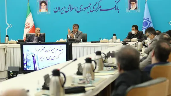 فرزین در نشست هم اندیشی با اقتصاددانان: مهار تورم سیاست اصلی بانک مرکزی