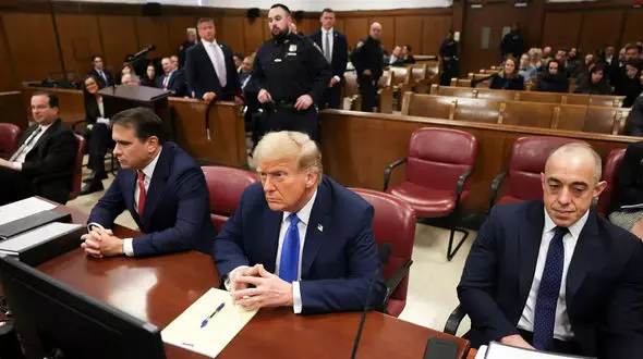 کمک 53 میلیون دلاری به ترامپ بعد از محکومیت در دادگاه / ترامپ در 34 مورد مجرم شناخته شد