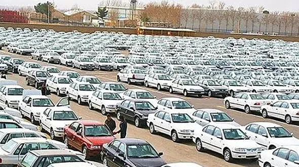 بازار خودرو سکته کرد/ ریزش نرخ ارز ترمز افزایش قیمت را کشید