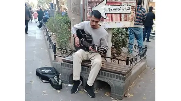 فیلم صدای جادویی جوان تبریزی در بازار ! / مردم آچمز شدند !