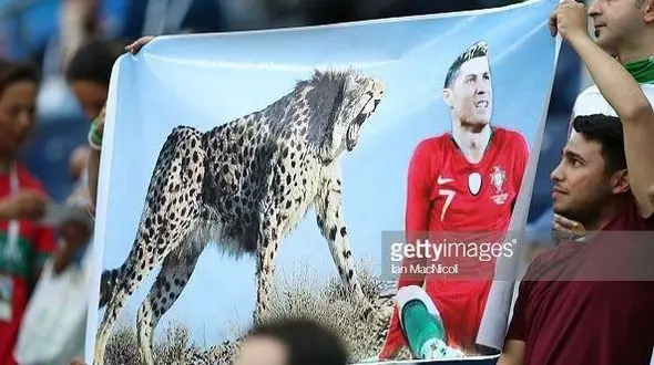 کری جالب هواداران ایرانی برای رونالدو +عکس