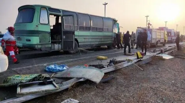 18 مصدوم و یک فوتی در تصادف جاده یزد