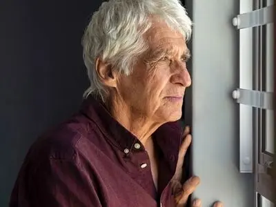 3 پشیمانی بزرگ که افراد 60 ساله آرزو می‌ کنند تغییر می‌ دادند