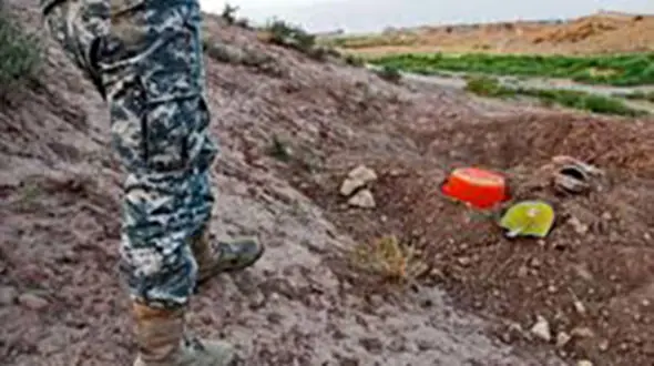 باند حفاران غیرمجاز منطقه باستانی انارک ایلام دستگیر شدند 