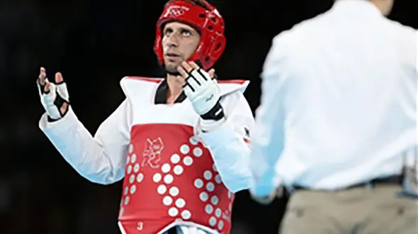 تکواندوکار ایرانی ملیتش را تغییر می‌دهد!