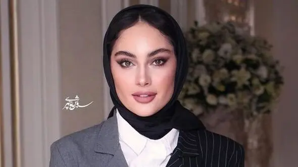 عکس / استایل خاص با چکمه های نارنجی و عجیب 17 میلیونی ترلان پروانه به سبک بازیگران هالیوودی/ چجوری پشت فرمون میشینه