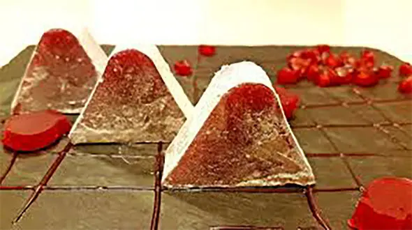 باسلوق ژله ای انار ویژه شب یلدا + فیلم