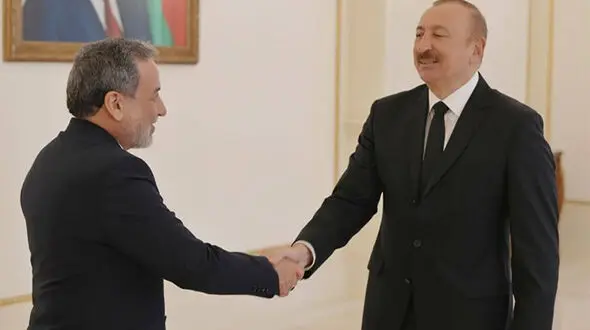 عراقچی: روابط ایران و آذربایجان باید تقویت شود