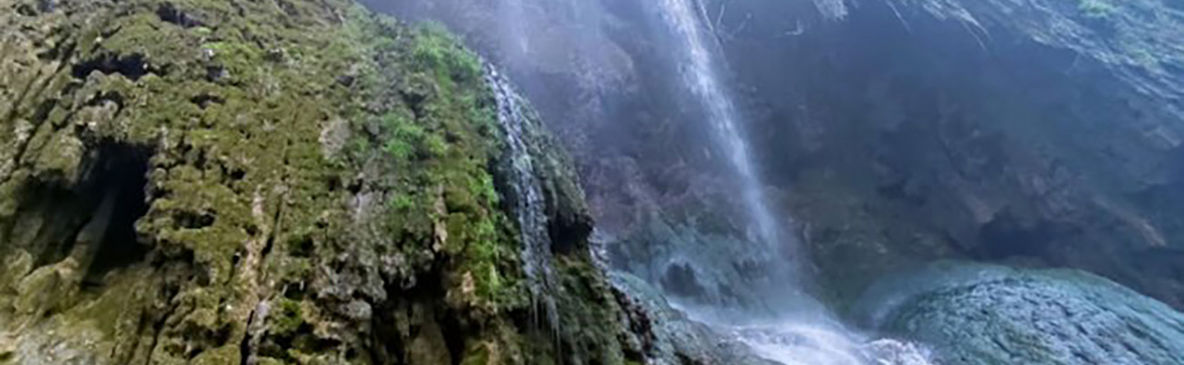 در نوروز از آبشار پیرغار دیدن کنید