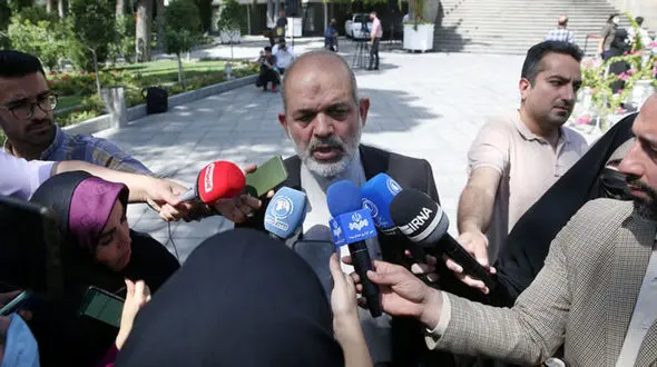 مراسم تحلیف رییس جمهور منتخب در ۱۵ مرداد قطعی نیست