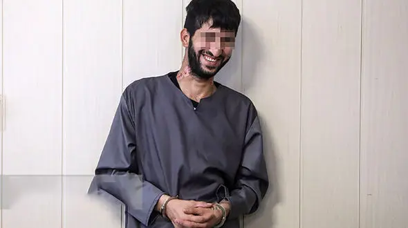 گفتگو با افشین شرور معروف سه راه سرگردان تهران / خنده شیطانی پسری با گردن سوخته + عکس و فیلم