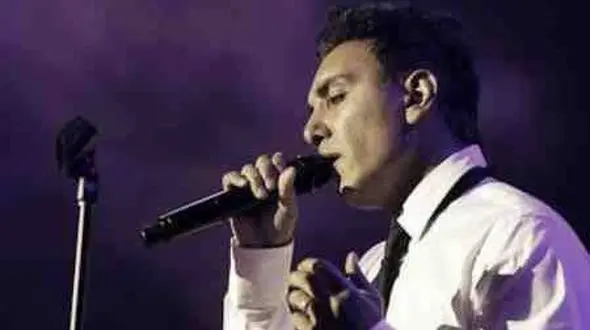 دانلود آهنگ باشکوه شادمهر عقیلی / گفتی که از پیشت برم