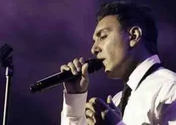 دانلود آهنگ باشکوه شادمهر عقیلی / گفتی که از پیشت برم ...