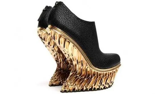 کفش مجلسی زنانه از جنس طلا 