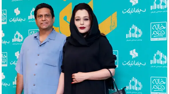 فیلم / نگاهی به دکوراسیون خانه سانیا سالاری تازه عروس سینمای ایران / از مبلمان چوبی و مینیمال تا آویز جنوبی که به خونه اصالت ایرانی داده