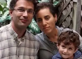 فیلم / شوهر نابغه ریاضی ایران، مریم میرزاخانی « همسرم نمی‌خواست به او به چشم یک ...»