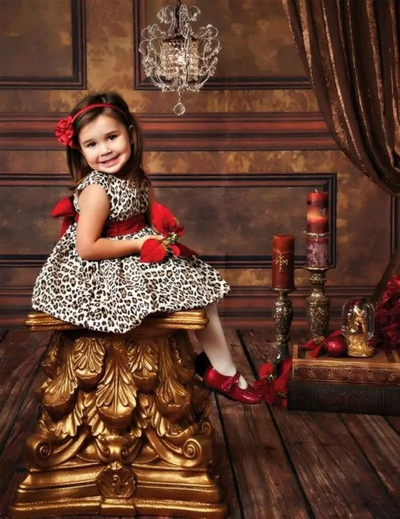 ژست عکس یلدا کودک | ژست عکس شب یلدا 1404 برای کودکان دخترانه و پسرانه آتلیه ای و در خانه