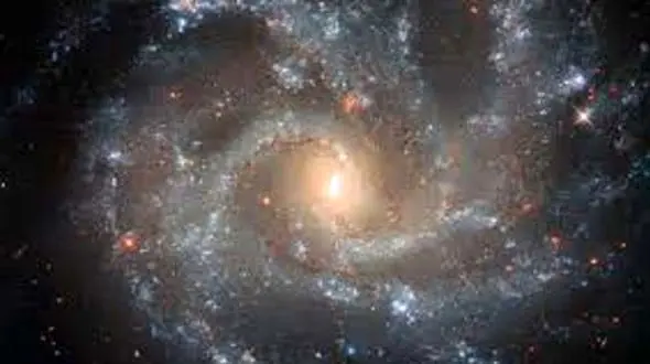 بزرگترین کهکشان کشف شده چه شکلی است؟