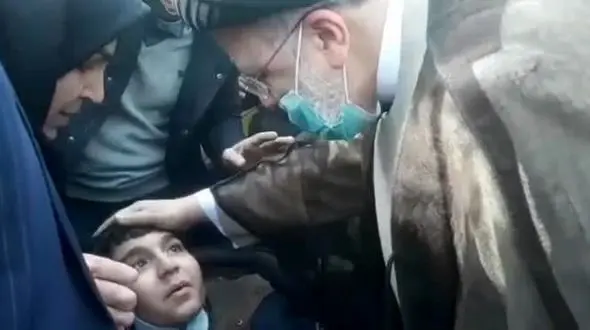 با وجود دستور رئیس‌جمهور به پسرم دارو ندادند 